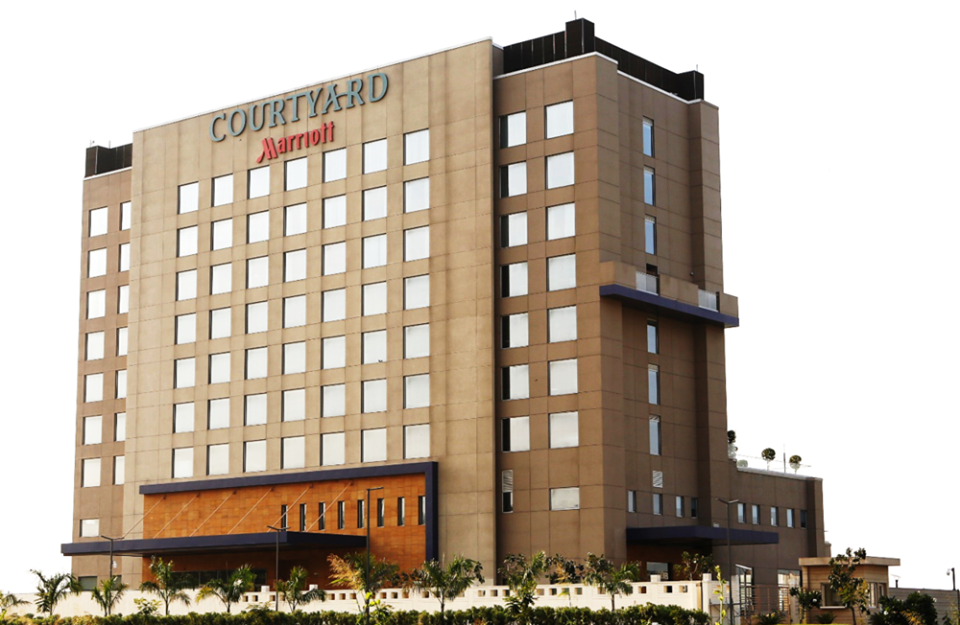  Courtyard by Marriott Surat